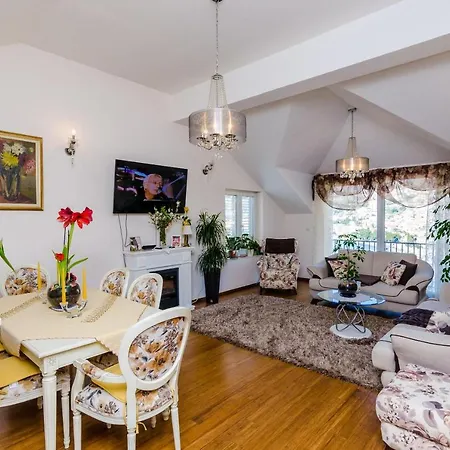 Klio - Two Bedroom With Balcony And Sea View