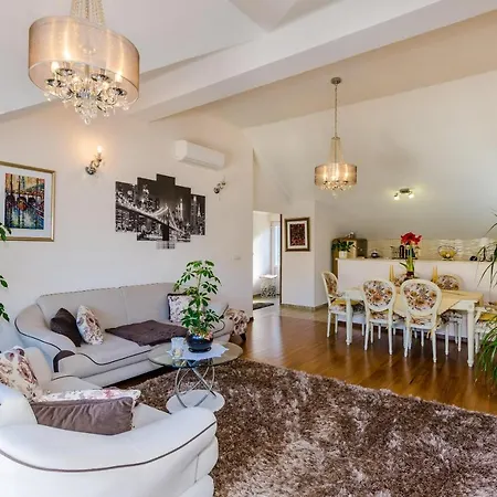 Klio - Two Bedroom With Balcony And Sea View Apartman *