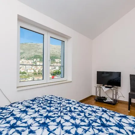 Klio - Two Bedroom With Balcony And Sea View アパート