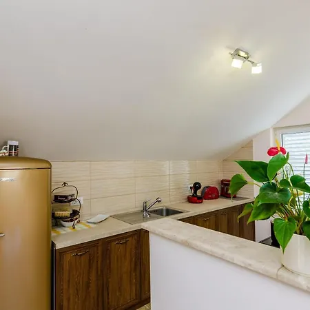 Klio - Two Bedroom With Balcony And Sea View *